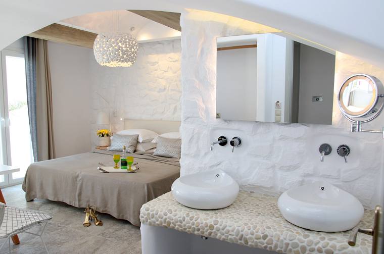 Spiros Naxos Hotel, Superior Suites with Outdoor Hot tub