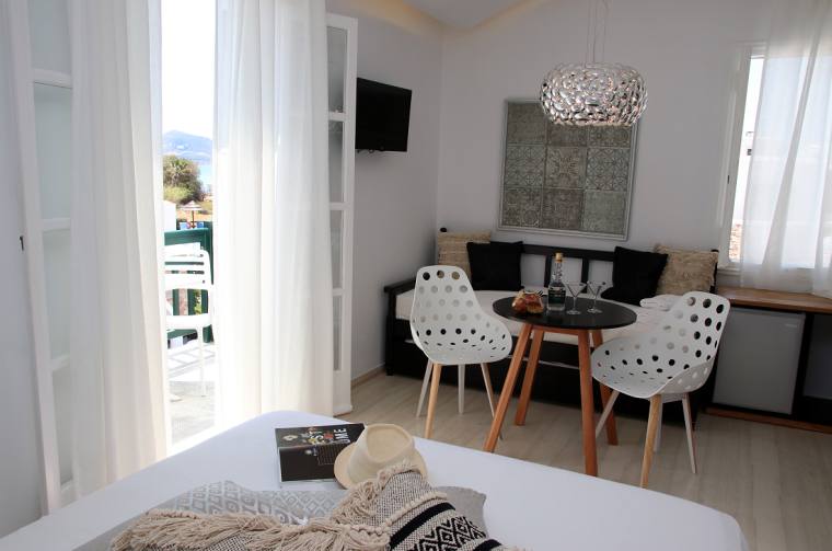 Spiros Naxos Hotel, Superior Suites with sea view