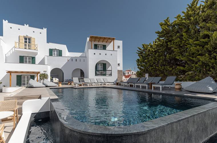 Spiros Naxos Hotel